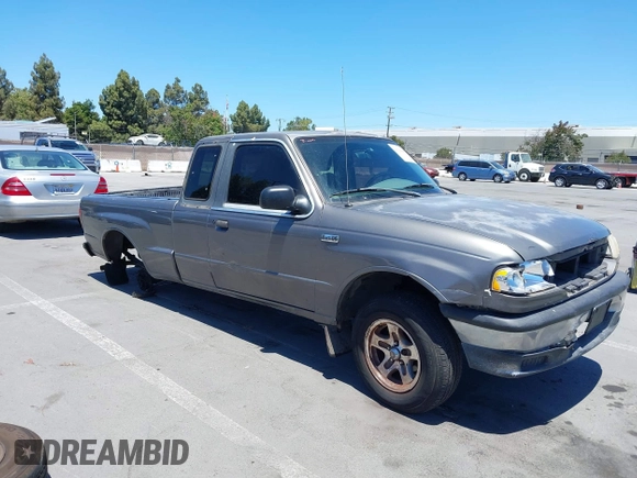 2000 Mazda B-Series Truck SE z VIN 4F4YR16C8YTM29596, wystawiony jako IAAI lot #42546448 z przebiegiem 188 031 mil mil oraz . Historia ofert i sprzedaży dostępna na DreamBid. Obrazek 1.