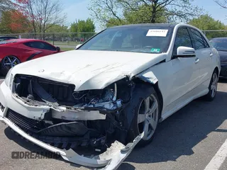 2010 Mercedes-Benz E 350 Luxury z VIN WDDHF8HB2AA259922, wystawiony jako IAAI lot #42080144 z przebiegiem 121 665 mil mil oraz . Historia ofert i sprzedaży dostępna na DreamBid. Obrazek 2.