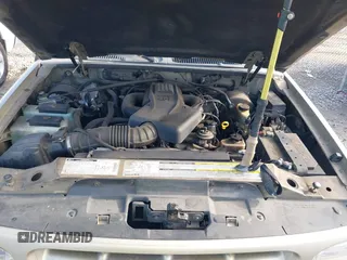 2001 Ford Explorer XLS z VIN 1FMZU62E71UB61118, wystawiony jako IAAI lot #42491725 z przebiegiem 160 280 mil mil oraz . Historia ofert i sprzedaży dostępna na DreamBid. Obrazek 10.