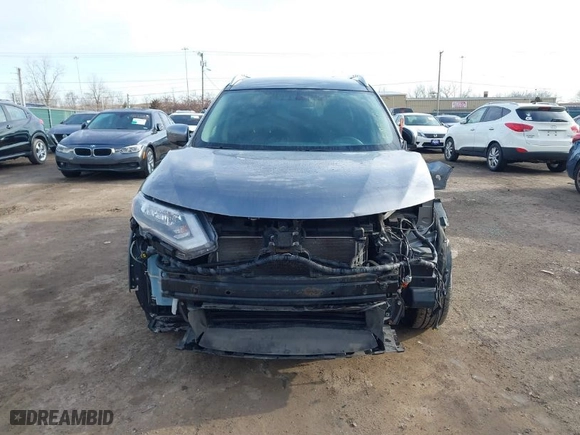 2018 Nissan Rogue SV with VIN KNMAT2MT5JP550847, listed as a IAAI auction lot 41731270 with 126265 miles. Bid and sale history available at carsss.com. Image 13.