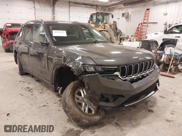 2023 Jeep Grand Cherokee Altitude with VIN 1C4RJHAG9P8701016, listed as a IAAI auction lot 41965933 with Not provided miles and . Bid and sale history available at DreamBid. Image 6.