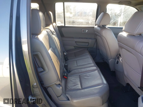 2013 Honda Pilot EX-L with VIN 5FNYF4H55DB029204, listed as a IAAI auction lot 41676566 with 173,213 mi miles. Bid and sale history available at carsss.com. Image 8.