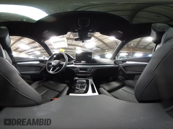 2024 Audi Q5 S line Premium z VIN WA1GAAFY8R2116024, wystawiony jako IAAI lot #41628404 z przebiegiem 4966 mil mil oraz . Historia ofert i sprzedaży dostępna na DreamBid. Obrazek 18.