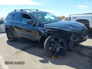 2015 Jeep Grand Cherokee Laredo with VIN 1C4RJFAG0FC644043, listed as a IAAI auction lot 41644524 with 157,814 mi miles. Bid and sale history available at carsss.com. Image 1.