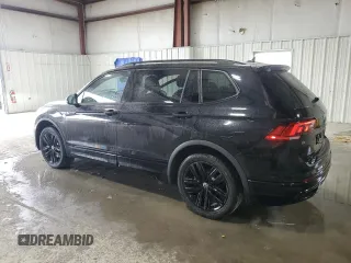 2022 Volkswagen Tiguan SE R-Line Black with VIN 3VV8B7AX6NM168877, listed as a Copart auction lot 47400525 with 21,601 mi miles and Salvage Title. Bid and sale history available at DreamBid. Image 2.