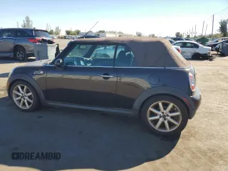 2013 MINI Convertible with VIN WMWZN3C51DT266291, listed as a Copart auction lot 46615095 with 134,832 mi miles and Clean Title. Bid and sale history available at DreamBid. Image 2.