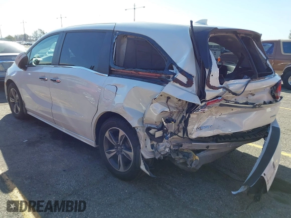 2018 Honda Odyssey Touring with VIN 5FNRL6H8XJB019122, listed as a IAAI auction lot 41820212 with 144,014 mi miles. Bid and sale history available at carsss.com. Image 18.