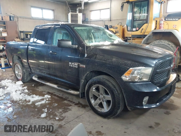 2014 Ram 1500 Express z VIN 1C6RR7KT7ES178021, wystawiony jako IAAI lot #41866157 z przebiegiem 74 301 mil mil oraz . Historia ofert i sprzedaży dostępna na DreamBid. Obrazek 1.
