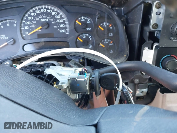 2005 GMC Yukon XL SLE with VIN 1GKEC16Z95R172186, listed as a IAAI auction lot 41659861 with 130,305 mi miles and . Bid and sale history available at DreamBid. Image 11.