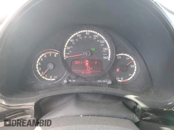 2013 Volkswagen Beetle Entry with VIN 3VWFP7AT3DM605640, listed as a Copart auction lot 47020285 with 101,183 mi miles and Salvage Title. Bid and sale history available at DreamBid. Image 9.
