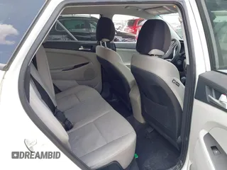 2020 Hyundai Tucson SE z VIN KM8J23A45LU212774, wystawiony jako IAAI lot #42100221 z przebiegiem 78 002 mil mil oraz . Historia ofert i sprzedaży dostępna na DreamBid. Obrazek 8.