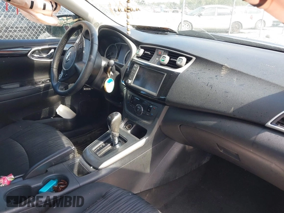 2019 Nissan Sentra SV with VIN 3N1AB7AP7KY255646, listed as a IAAI auction lot 39419789 with 118,216 mi miles and . Bid and sale history available at DreamBid. Image 5.
