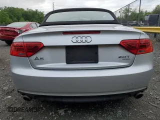 2013 Audi A5 Premium Plus z VIN WAULFAFH5DN006431, wystawiony jako Copart lot #55587605 z przebiegiem 105 472 mil mil oraz Szkoda całkowita • Salvage title. Historia ofert i sprzedaży dostępna na DreamBid. Obrazek 6.