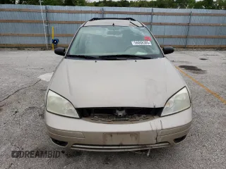 2006 Ford Focus SE with VIN 1FAFP36N66W149227, listed as a Copart auction lot 56008385 with 226,599 mi miles and Salvage title. Bid and sale history available at DreamBid. Image 5.