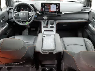2022 Toyota Sienna XSE z VIN 5TDXRKEC8NS097343, wystawiony jako Copart lot #49737925 z przebiegiem 34 876 mil mil oraz Szkoda całkowita • Salvage title. Historia ofert i sprzedaży dostępna na DreamBid. Obrazek 8.