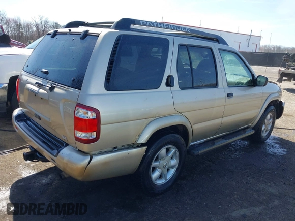 2002 Nissan Pathfinder SE z VIN JN8DR09Y82W717024, wystawiony jako IAAI lot #41819237 z przebiegiem 216 760 mil mil oraz . Historia ofert i sprzedaży dostępna na DreamBid. Obrazek 4.