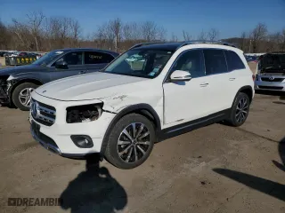 2022 Mercedes-Benz GLB with VIN W1N4M4HB4NW201013, listed as a Copart auction lot 47977425 with 31,335 mi miles and Salvage Title. Bid and sale history available at carsss.com. Image 1.