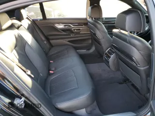2017 BMW 7 Series 740i with VIN WBA7E2C38HG741255, listed as a Copart auction lot 39926213 with 76,321 mi miles. Bid and sale history available at carsss.com. Image 10.