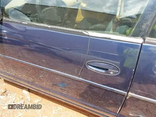 2000 Chevrolet Monte Carlo SS z VIN 2G1WX12K5Y9207925, wystawiony jako IAAI lot #42238959 z przebiegiem 271 675 mil mil oraz . Historia ofert i sprzedaży dostępna na DreamBid. Obrazek 6.