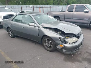 2001 Lexus ES 300 z VIN JT8BF28G310305464, wystawiony jako IAAI lot #42767955 z przebiegiem 144 281 mil mil oraz . Historia ofert i sprzedaży dostępna na DreamBid. Obrazek 1.