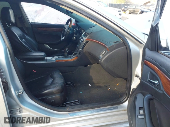 2010 Cadillac CTS Luxury with VIN 1G6DE5EG7A0138094, listed as a IAAI auction lot 41252086 with Not Provided miles. Bid and sale history available at carsss.com. Image 5.