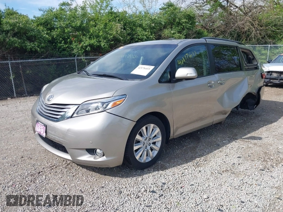 2015 Toyota Sienna XLE z VIN 5TDYK3DC6FS632493, wystawiony jako IAAI lot #42176411 z przebiegiem 172 929 mil mil oraz . Historia ofert i sprzedaży dostępna na DreamBid. Obrazek 21.