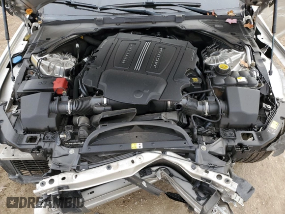 2016 Jaguar XF 35t Premium with VIN SAJBD4BV0GCY24278, listed as a Copart auction lot 80943394 with 52,179 mi miles and Salvage Title. Bid and sale history available at carsss.com. Image 13.