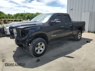 2020 Ram 1500 Big Horn z VIN 1C6SRFBT5LN162892, wystawiony jako Copart lot #57483275 z przebiegiem 49 102 mil mil oraz Szkoda całkowita • Salvage title. Historia ofert i sprzedaży dostępna na DreamBid. Obrazek 1.