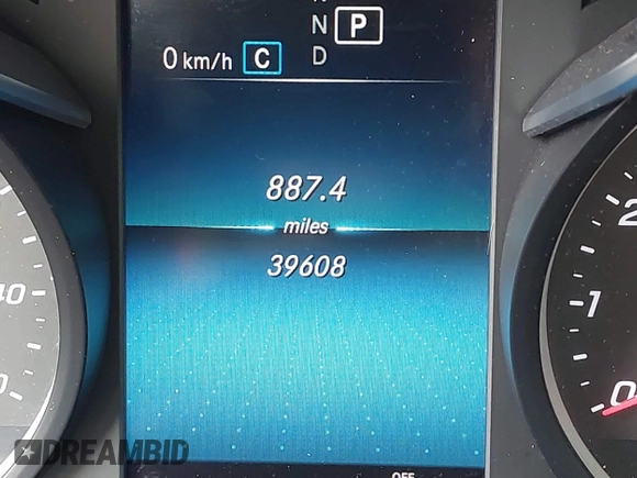 2022 Mercedes-Benz GLC 300 с VIN W1N0G8DBXNG032757, выставлен на аукционе IAAI как лот 42043736 с пробегом 39 608 миль миль и . История ставок и продаж доступна на DreamBid. Изображение 15.