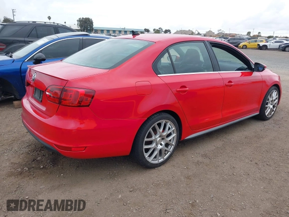 2012 Volkswagen Jetta GLI Autobahn with VIN 3VW5A7AJ8CM337484, listed as a IAAI auction lot 42068020 with 158,333 mi miles and . Bid and sale history available at DreamBid. Image 4.