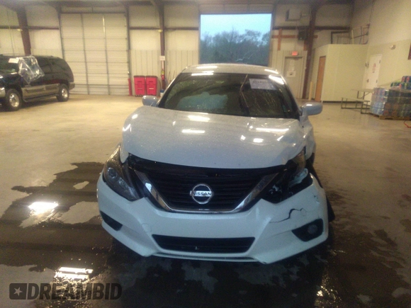 2018 Nissan Altima SR with VIN 1N4AL3AP9JC294402, listed as a IAAI auction lot 41181658 with 46,289 mi miles and . Bid and sale history available at carsss.com. Image 12.