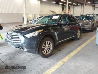 2016 Infiniti QX70 z VIN JN8CS1MW7GM400558, wystawiony jako IAAI lot #40917829 z przebiegiem 149 885 mil mil oraz . Historia ofert i sprzedaży dostępna na DreamBid. Obrazek 17.