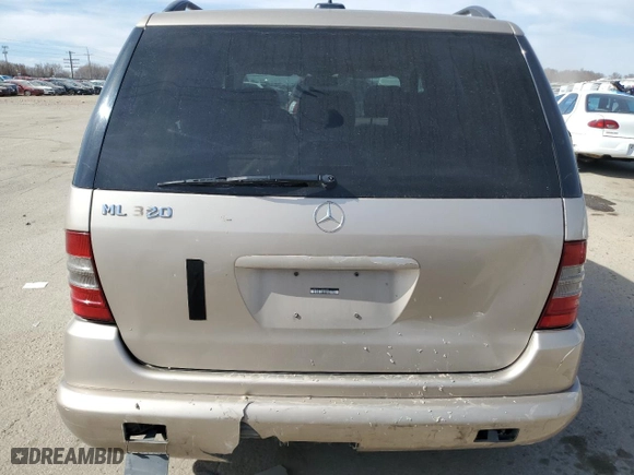 2001 Mercedes-Benz M-Class with VIN 4JGAB54E01A232428, listed as a Copart auction lot 48824905 with 280,933 mi miles and Salvage Title. Bid and sale history available at carsss.com. Image 6.