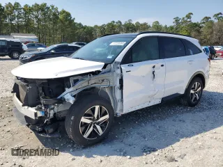 2022 Kia Sorento S z VIN 5XYRL4LC4NG146463, wystawiony jako Copart lot #47226995 z przebiegiem 61 798 mil mil oraz Czysty tytuł • Clean title. Historia ofert i sprzedaży dostępna na DreamBid. Obrazek 1.