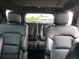 2019 Ford Explorer XLT z VIN 1FM5K8D89KGA99924, wystawiony jako Copart lot #59659405 z przebiegiem 124 613 mil mil oraz Szkoda całkowita • Salvage title. Historia ofert i sprzedaży dostępna na DreamBid. Obrazek 10.