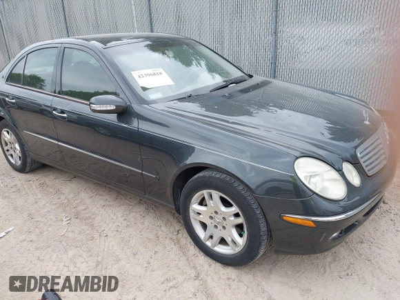 2003 Mercedes-Benz E 320 z VIN WDBUF65J33A182097, wystawiony jako IAAI lot #42396818 z przebiegiem 132 952 mil mil oraz . Historia ofert i sprzedaży dostępna na DreamBid. Obrazek 1.
