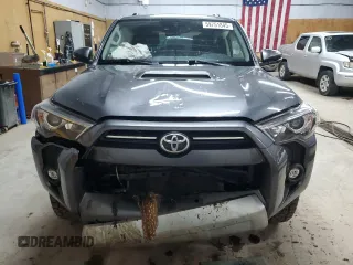 2021 Toyota 4Runner TRD Off Road Premium with VIN JTERU5JR1M5841349, listed as a Copart auction lot 59751845 with 44,696 mi miles and Clean title. Bid and sale history available at DreamBid. Image 5.