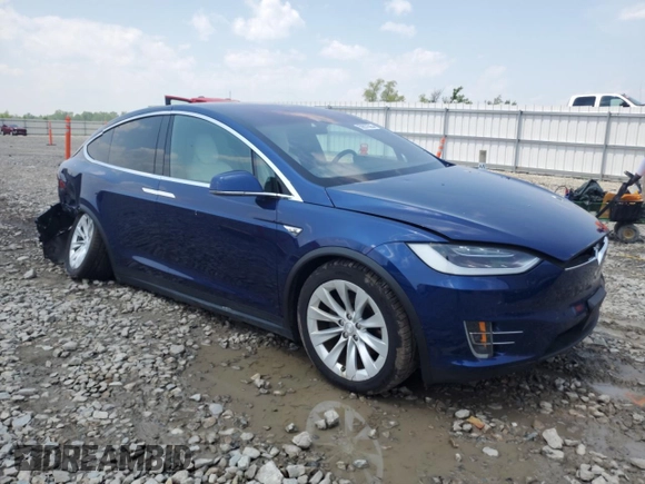 2016 Tesla Model X 70D z VIN 5YJXCAE27GF006668, wystawiony jako Copart lot #59637595 z przebiegiem 58 163 mil mil oraz Czysty tytuł • Clean title. Historia ofert i sprzedaży dostępna na DreamBid. Obrazek 4.