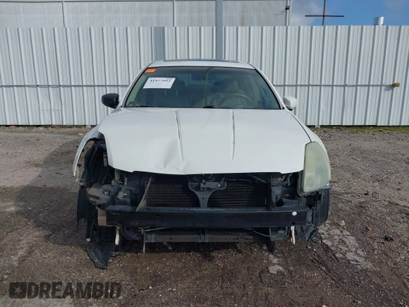 2006 Nissan Maxima 3.5 SL with VIN 1N4BA41E06C832071, listed as a IAAI auction lot 41477952 with 180,845 mi miles. Bid and sale history available at carsss.com. Image 6.
