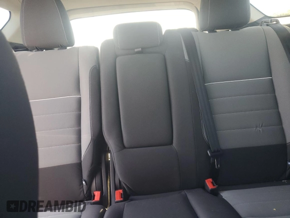 2013 Ford Escape SE с VIN 1FMCU0G98DUC62607, выставлен на аукционе Copart как лот 52754835 с пробегом Не указан миль и Списание • Salvage title. История ставок и продаж доступна на DreamBid. Изображение 10.