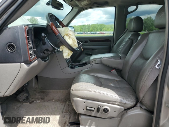 2005 Cadillac Escalade z VIN 1GYEK63N35R256222, wystawiony jako Copart lot #58389975 z przebiegiem 119 659 mil mil oraz Szkoda całkowita • Salvage title. Historia ofert i sprzedaży dostępna na DreamBid. Obrazek 7.