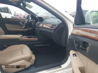 2012 Mercedes-Benz E 350 Luxury with VIN WDDHF8JB8CA569070, listed as a IAAI auction lot 42383072 with 101,751 mi miles and . Bid and sale history available at DreamBid. Image 5.