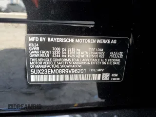 2024 BMW X7 xDrive40i with VIN 5UX23EM08R9V96201, listed as a Copart auction lot 44180435 with 6,809 mi miles and Salvage Title. Bid and sale history available at carsss.com. Image 14.