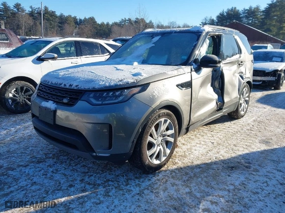 2019 Land Rover Discovery HSE with VIN SALRR2RV0K2410739, listed as a IAAI auction lot 41393134 with 62,471 mi miles. Bid and sale history available at carsss.com. Image 2.