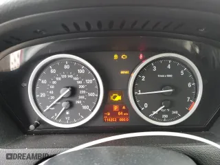 2011 BMW X6 35i with VIN 5UXFG2C51BLX08105, listed as a Copart auction lot 47687445 with 114,252 mi miles and Clean Title. Bid and sale history available at carsss.com. Image 9.
