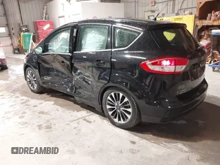2017 Ford C-Max Titanium z VIN 1FADP5FU4HL101384, wystawiony jako IAAI lot #42308528 z przebiegiem 152 235 mil mil oraz . Historia ofert i sprzedaży dostępna na DreamBid. Obrazek 3.
