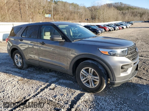 2022 Ford Explorer with VIN 1FMSK8BB1NGB20884, listed as a Copart auction lot 85705254 with 14,807 mi miles and Salvage Title. Bid and sale history available at carsss.com. Image 4.