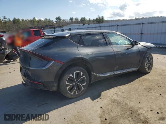 2022 Kia EV6 Wind z VIN KNDC3DLC0N5031485, wystawiony jako Copart lot #54117835 z przebiegiem Nie podano mil oraz Szkoda całkowita • Salvage title. Historia ofert i sprzedaży dostępna na DreamBid. Obrazek 3.