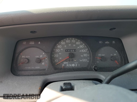 2000 Mercury Grand Marquis GS z VIN 2MEFM74W0YX715104, wystawiony jako Copart lot #54357855 z przebiegiem 111 231 mil mil oraz Szkoda całkowita • Salvage title. Historia ofert i sprzedaży dostępna na DreamBid. Obrazek 9.