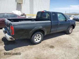 2003 Nissan Frontier XE z VIN 1N6DD26T23C471697, wystawiony jako Copart lot #58618725 z przebiegiem 126 296 mil mil oraz Czysty tytuł • Clean title. Historia ofert i sprzedaży dostępna na DreamBid. Obrazek 3.